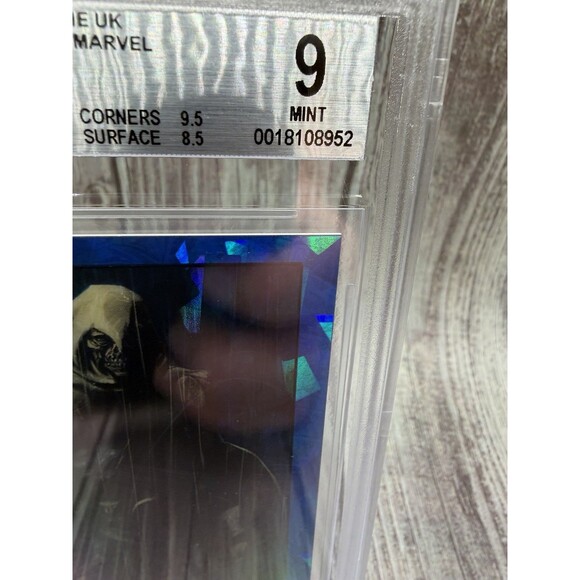 2024 TOPPS CHROME UK SAPPHIRE EDITION MARVEL #135 TASKMASTER BGS Mint 9 - Picture 4 of 10